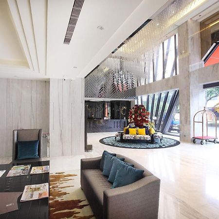 冠月精品旅館-Puli Ease Hotel Εξωτερικό φωτογραφία