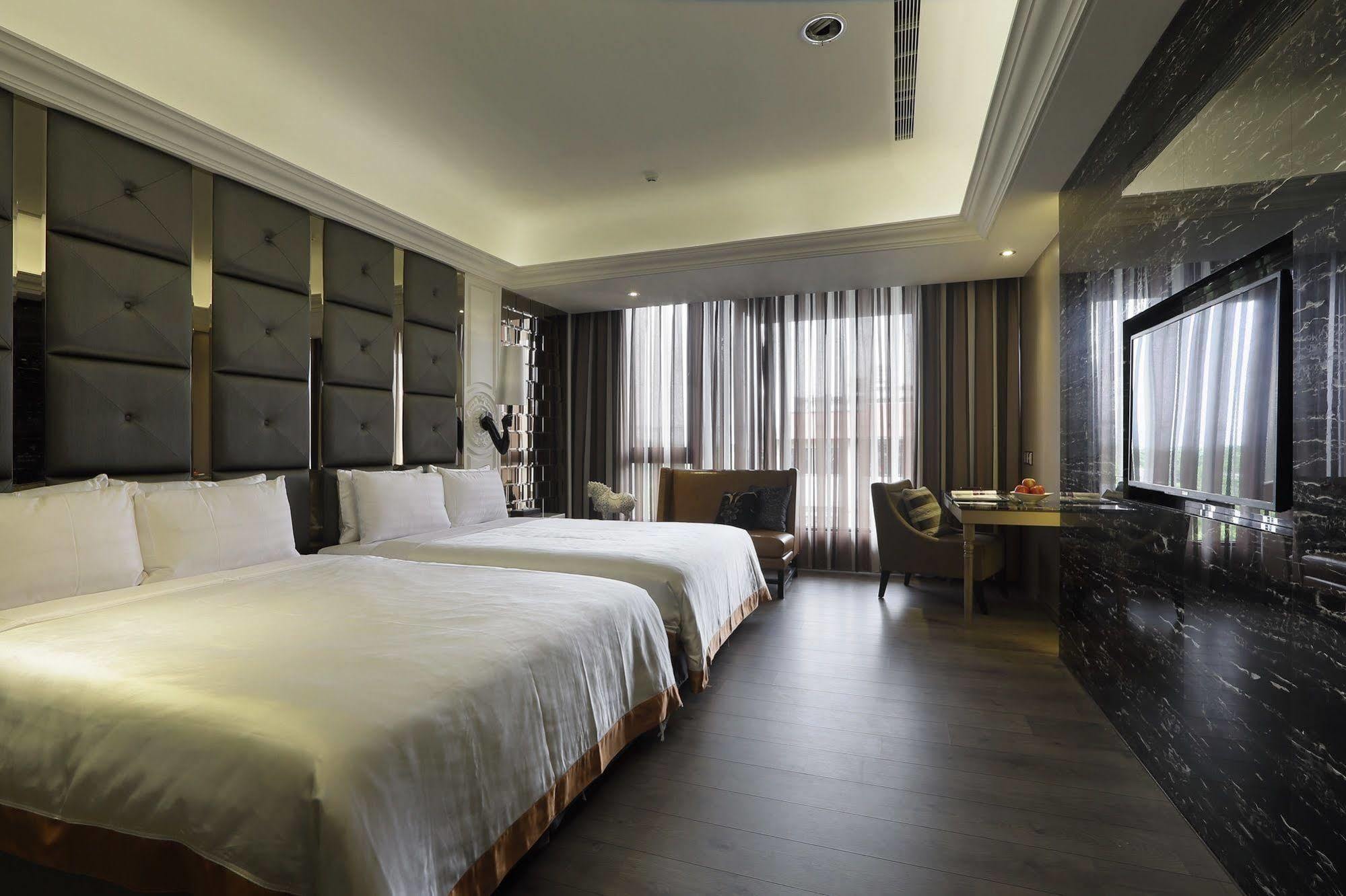 冠月精品旅館-Puli Ease Hotel Εξωτερικό φωτογραφία